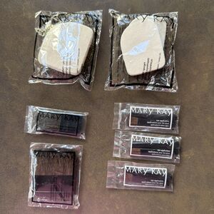 New Mixed Lot Of Mary Kay Makeup Brushes Cosmetic Cheek Face Sponges
